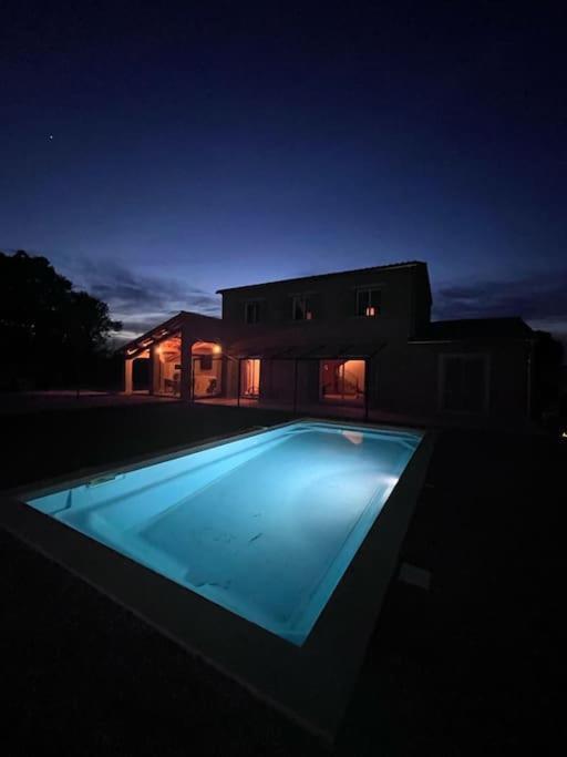 Superbe Villa Neuve A 5 Mn Du Centre Saint-Rémy-de-Provence Eksteriør billede
